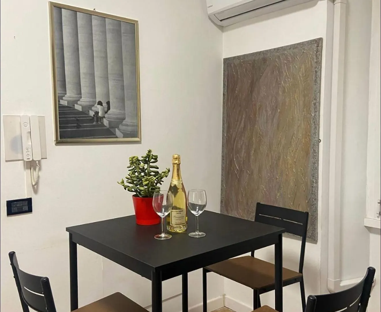 Cozy Colosseo Rom Italien